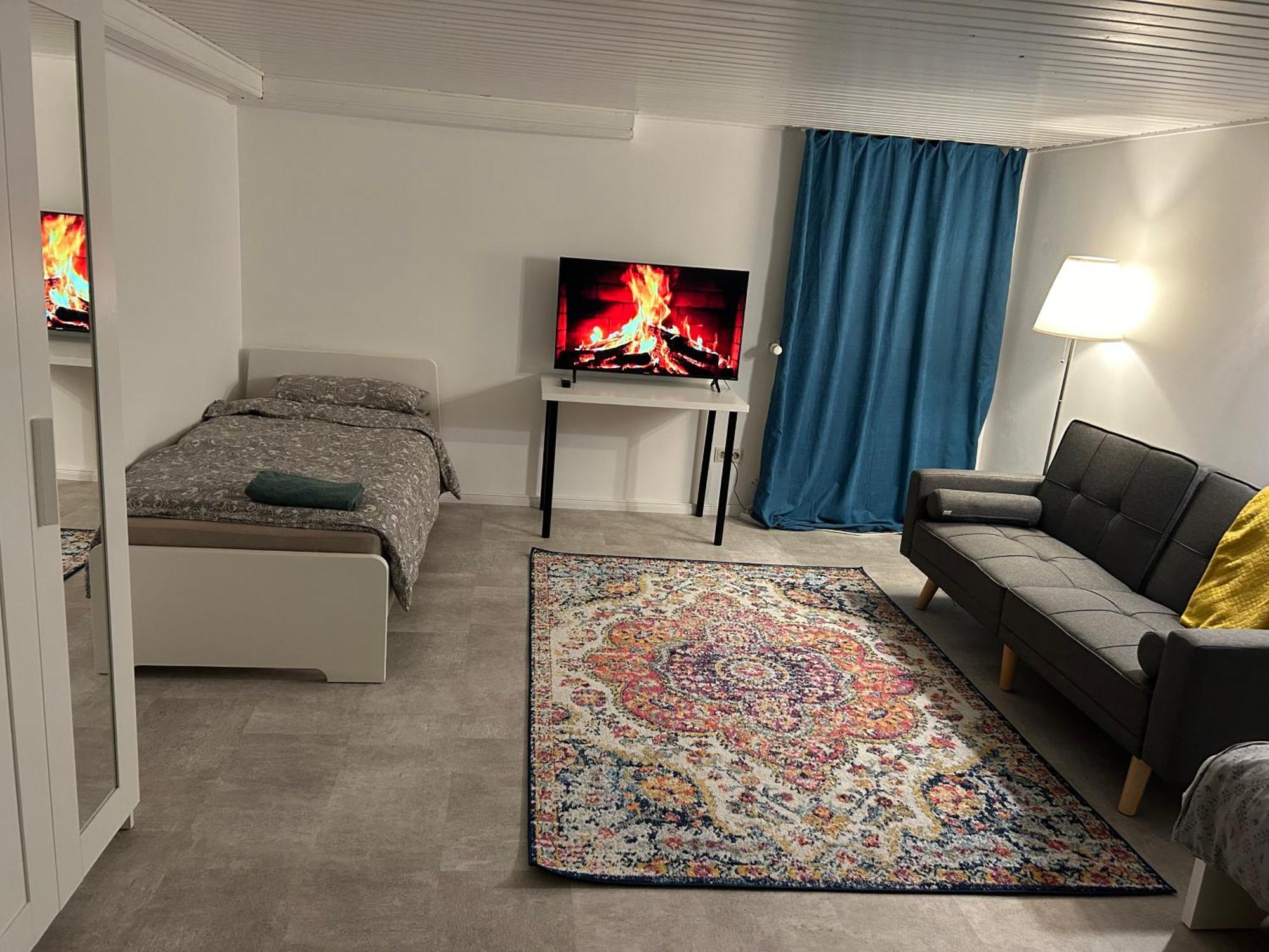 Souterrain Wohnung In Der Naehe Vom Duesseldorfer Flughafen Ратинген Экстерьер фото